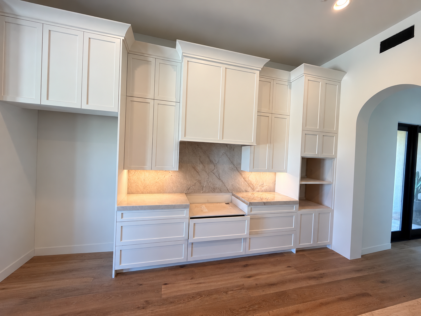 Cabinet lighting and residential finish electrical by DeVita Electric